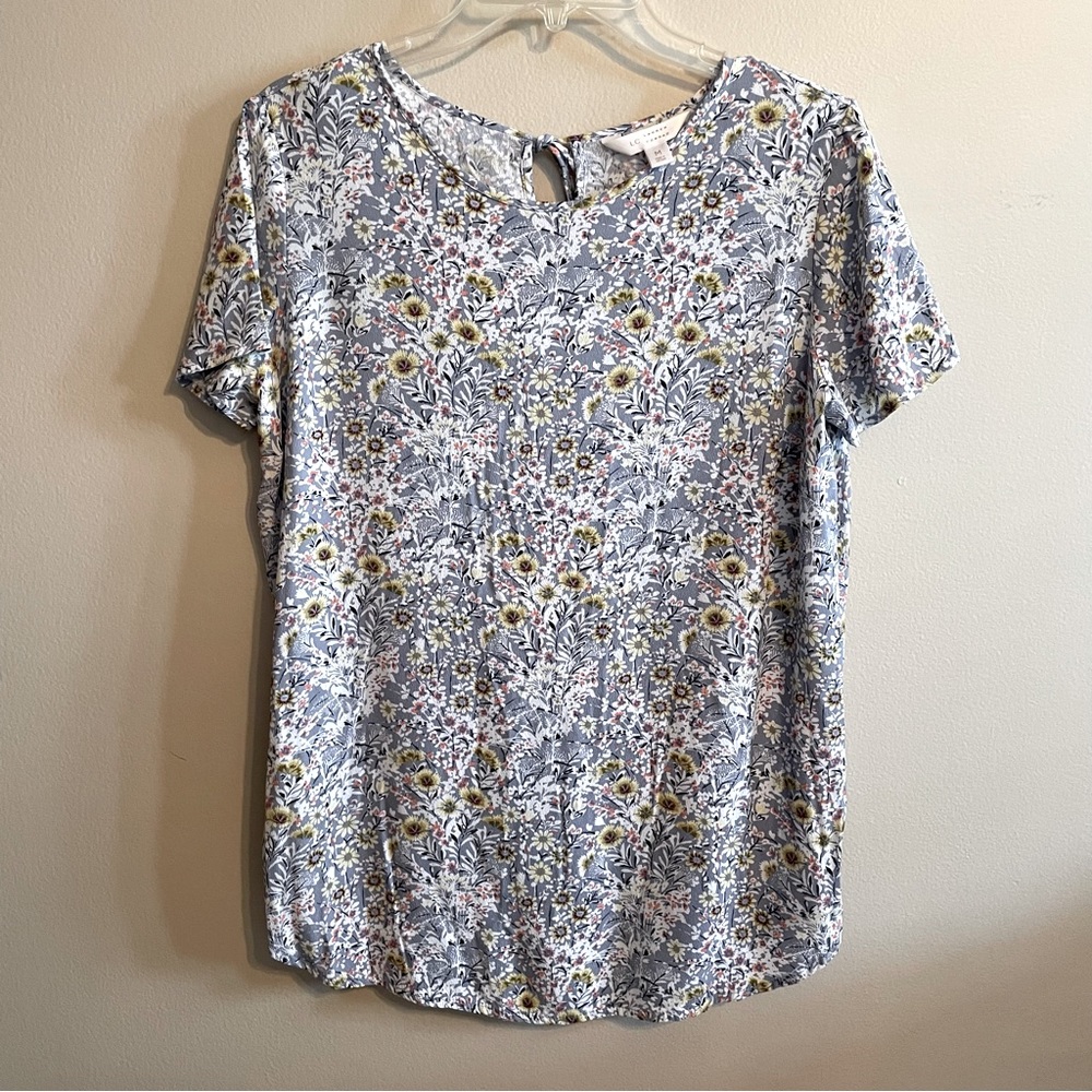 LC Lauren Conrad Short Sleeve Floral Blouse size Medium